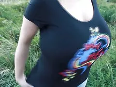 პეტიტ რინში Lucie- ს pussy იღებს სავსე fat dong