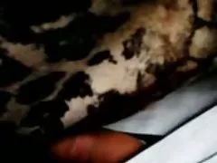 Bitchy ხელმძღვანელი cheerleader დამცირება და fucks აგვისტოს Ames