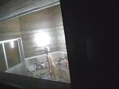 ძალიან ბევრი pussies მქონე უყურებს